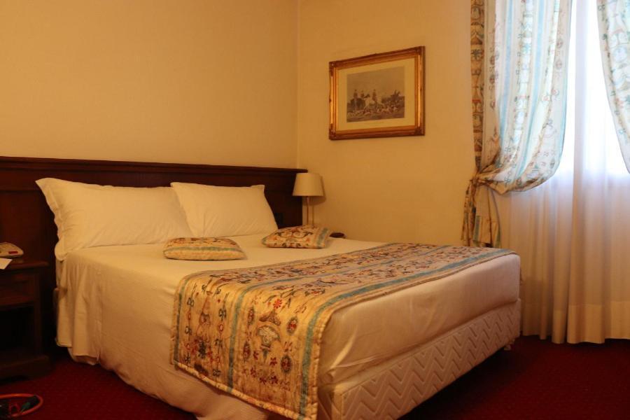 Meditur Hotel Bologna 奥扎诺-德尔艾米利亚 外观 照片