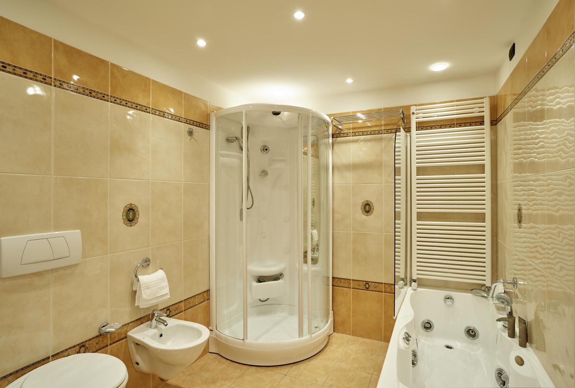 Meditur Hotel Bologna 奥扎诺-德尔艾米利亚 外观 照片
